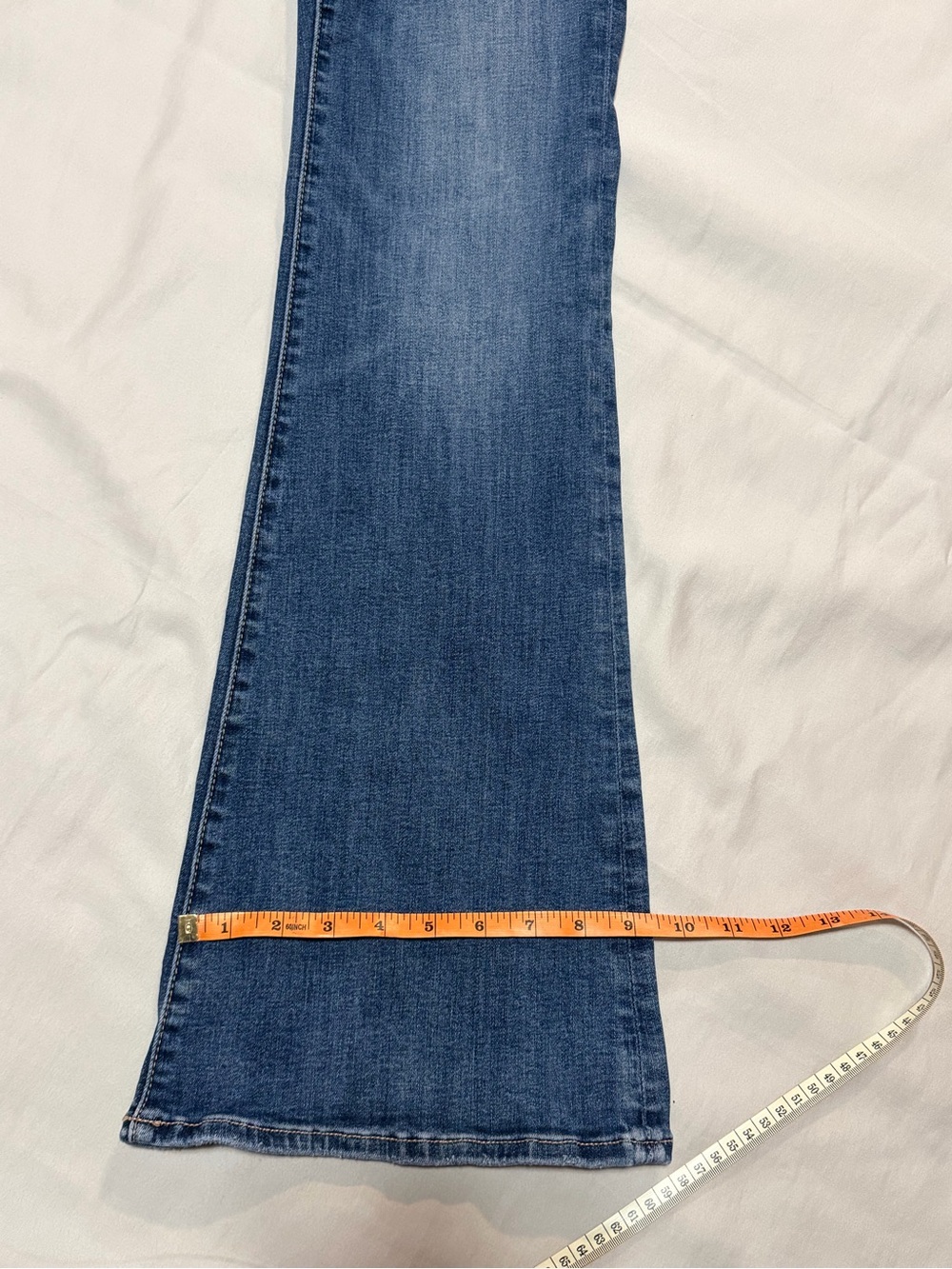 American Eagle Outfitters Super High Rise Medium Vintage Flare Jeans Size 2 - Picture 13 of 13